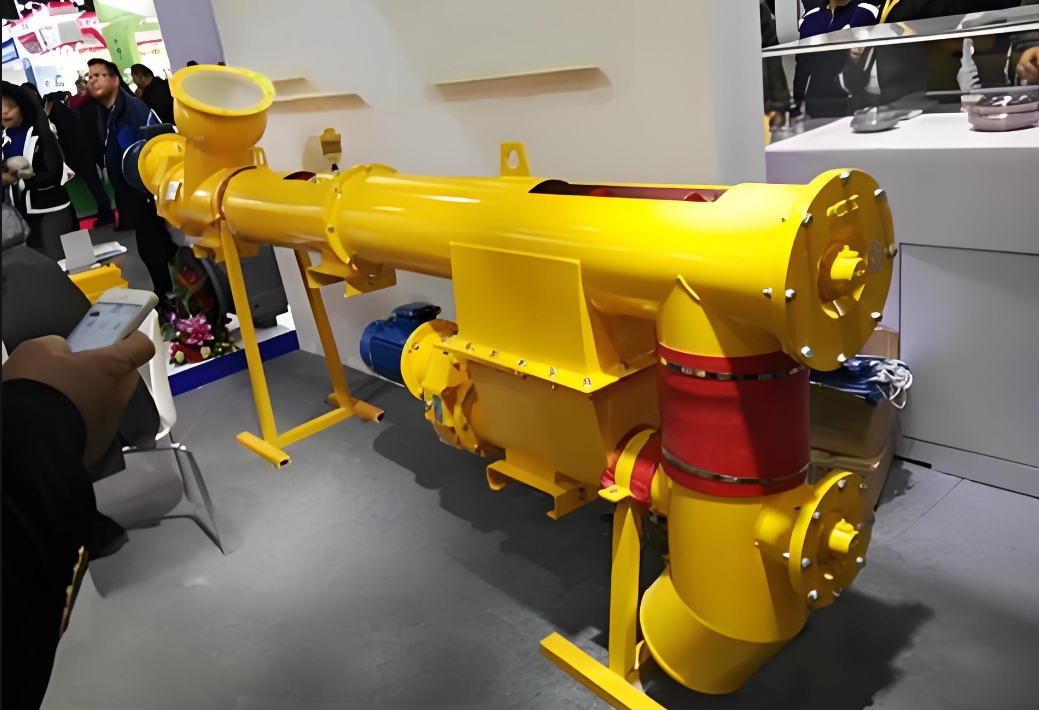 Mother child screw conveyor.png