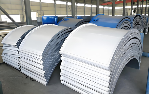 Bulk cement silo.png